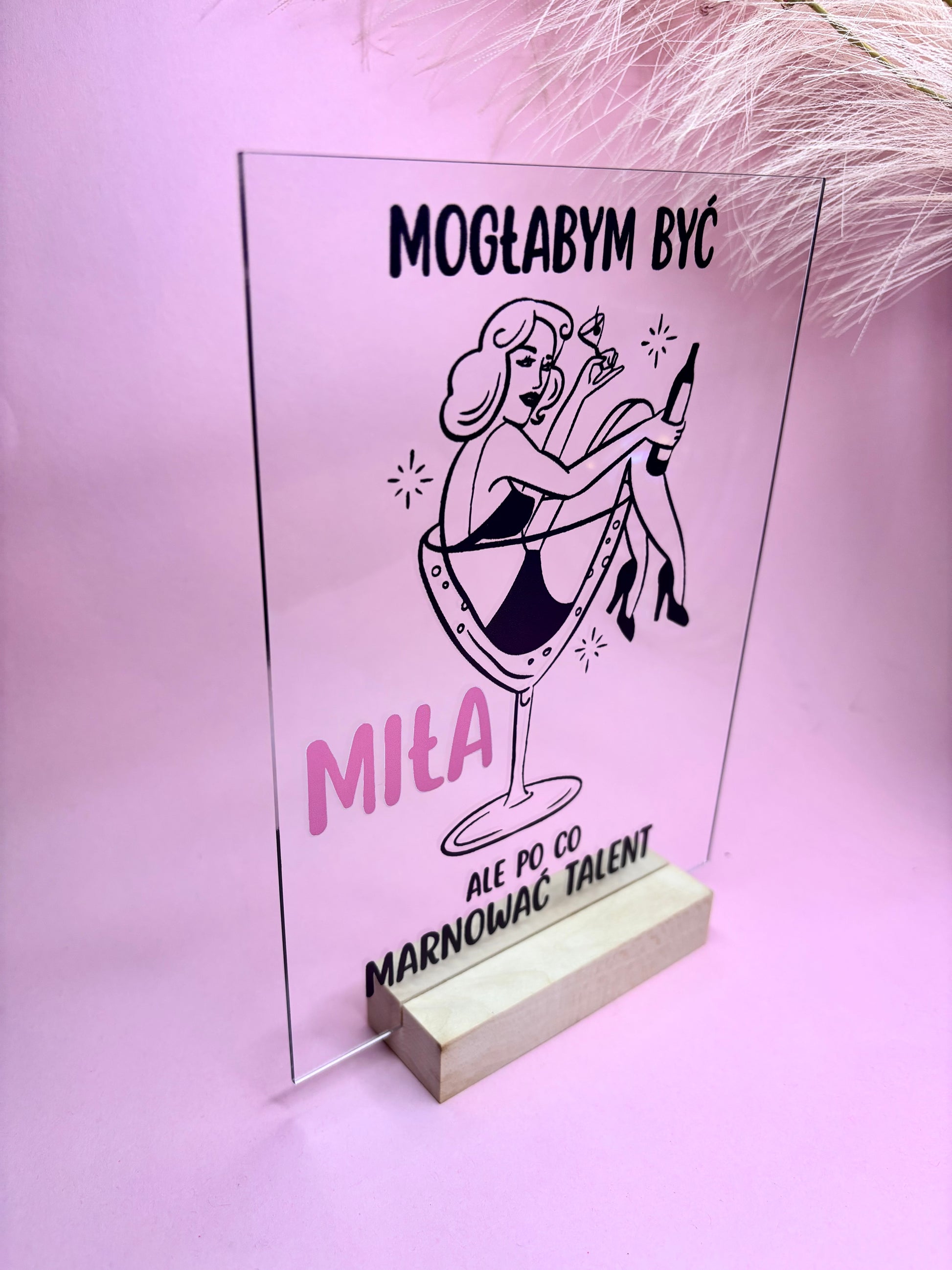 Sarkastyczny prezent dla przyjaciółki