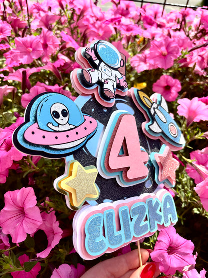 Topper 3D Kosmiczny z NFC - Błyszcząca Podróż Wśród Gwiazd